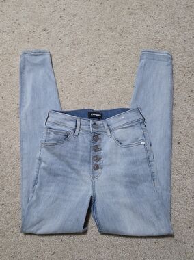 Express Women's Light Wash High-Rise Button-Fly Skinny Jeans